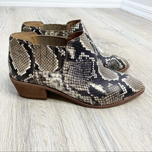 Madewell Sonia Chelsea Boot Snake Embossed Leather  Sz 7.5 NWOT - Picture 3 of 13